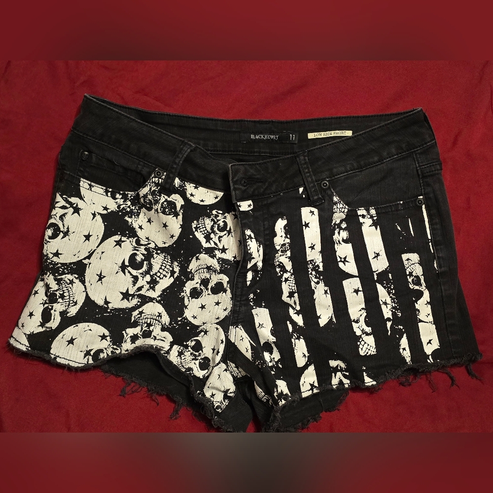 Blackheart Americana Print Shorts Size 11